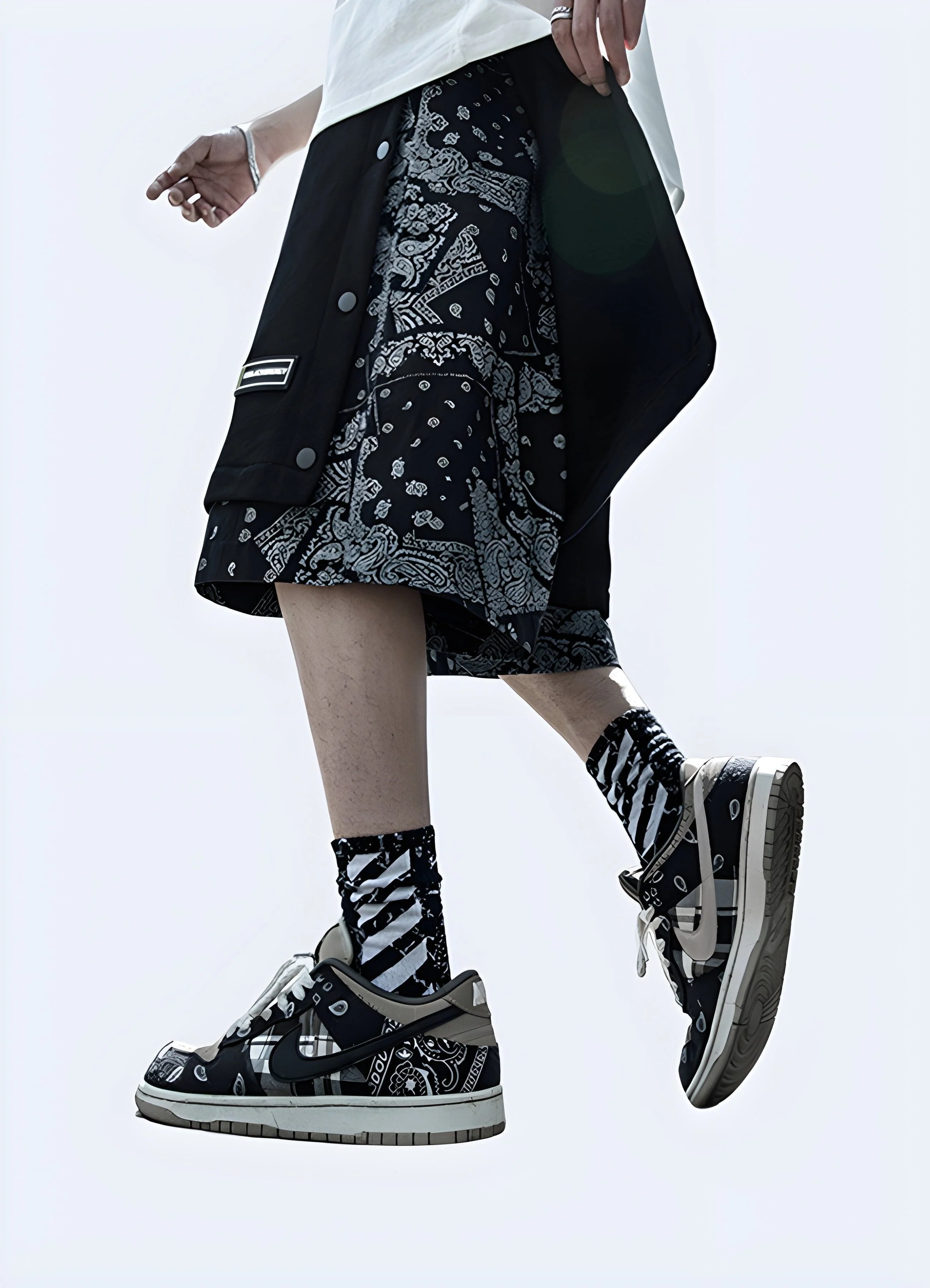 Black And White Bandana Shorts - Image 7